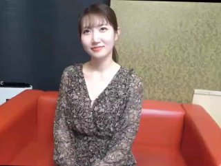 移动网站天使酒吧学生妹被迷奸卫生间操到马路上